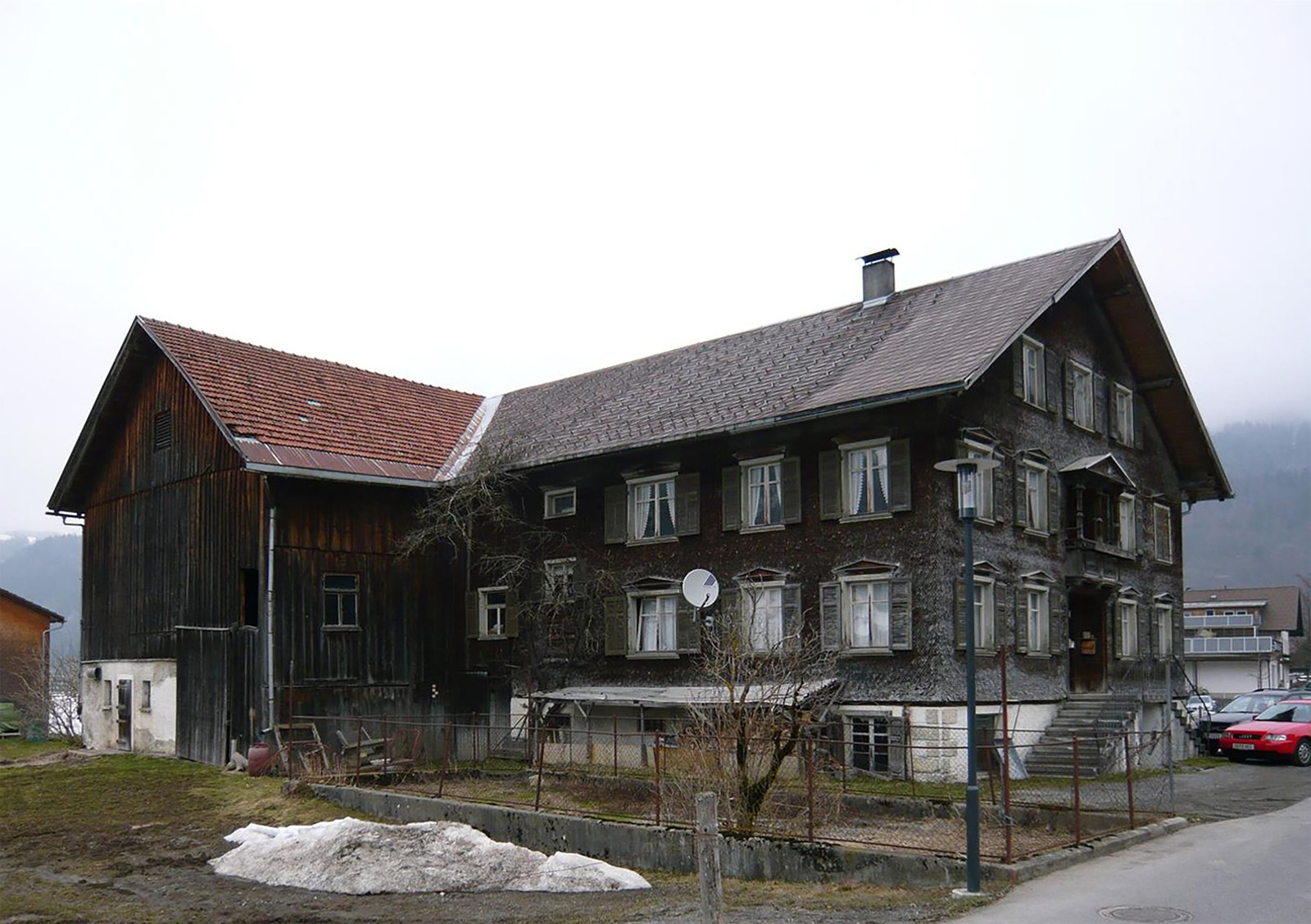 Haus Mitanand Bezau vor der Sanierung. Bildachweis: Albrecht Schnabel
