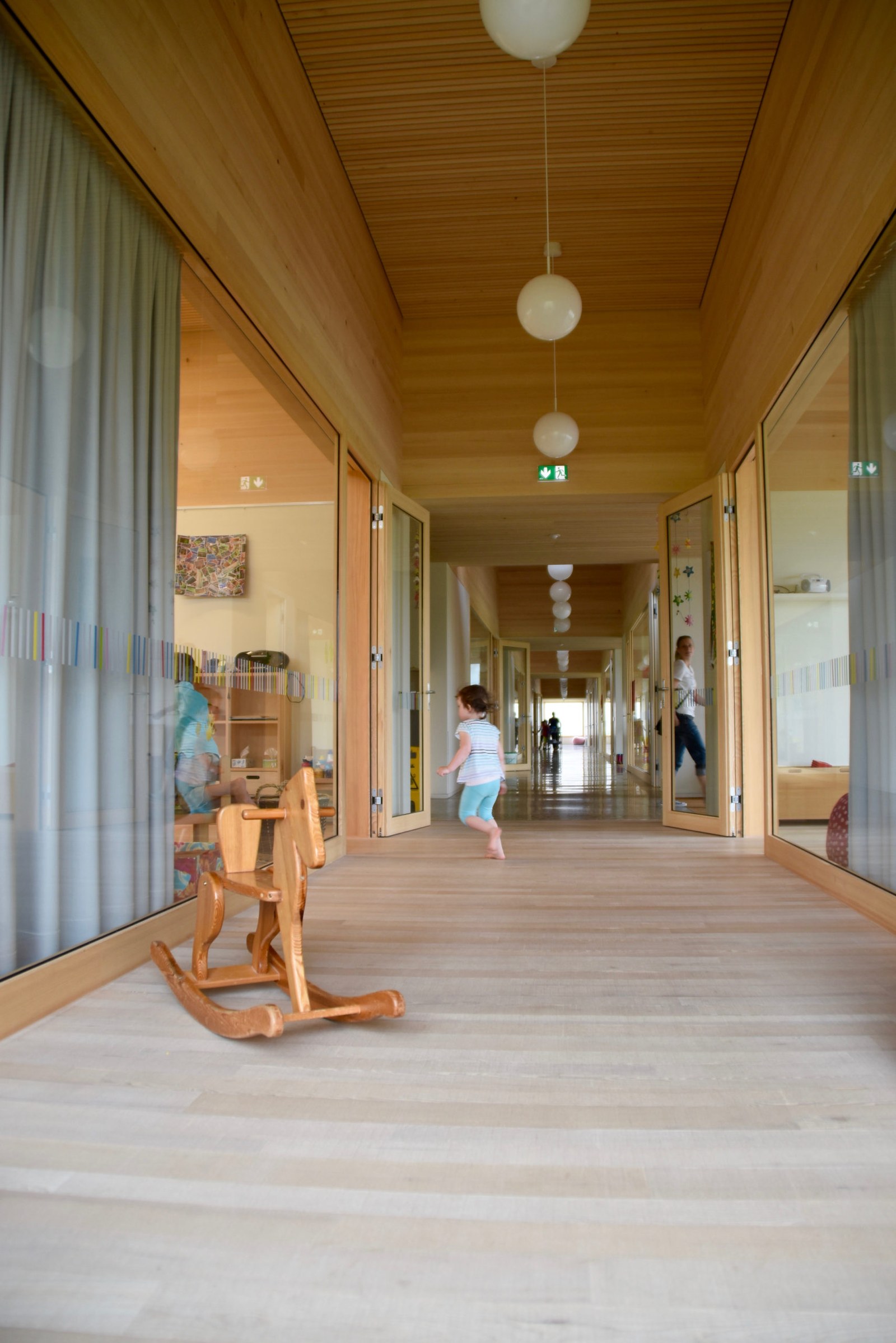 Kinderhaus Am Entenbach Lauterach, Aussenansicht, CR Caroline Begle