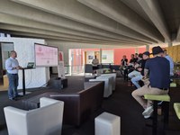 Modernes Smart Home vereint Energieeffizienz, Komfort und Sicherheit im Zuhause